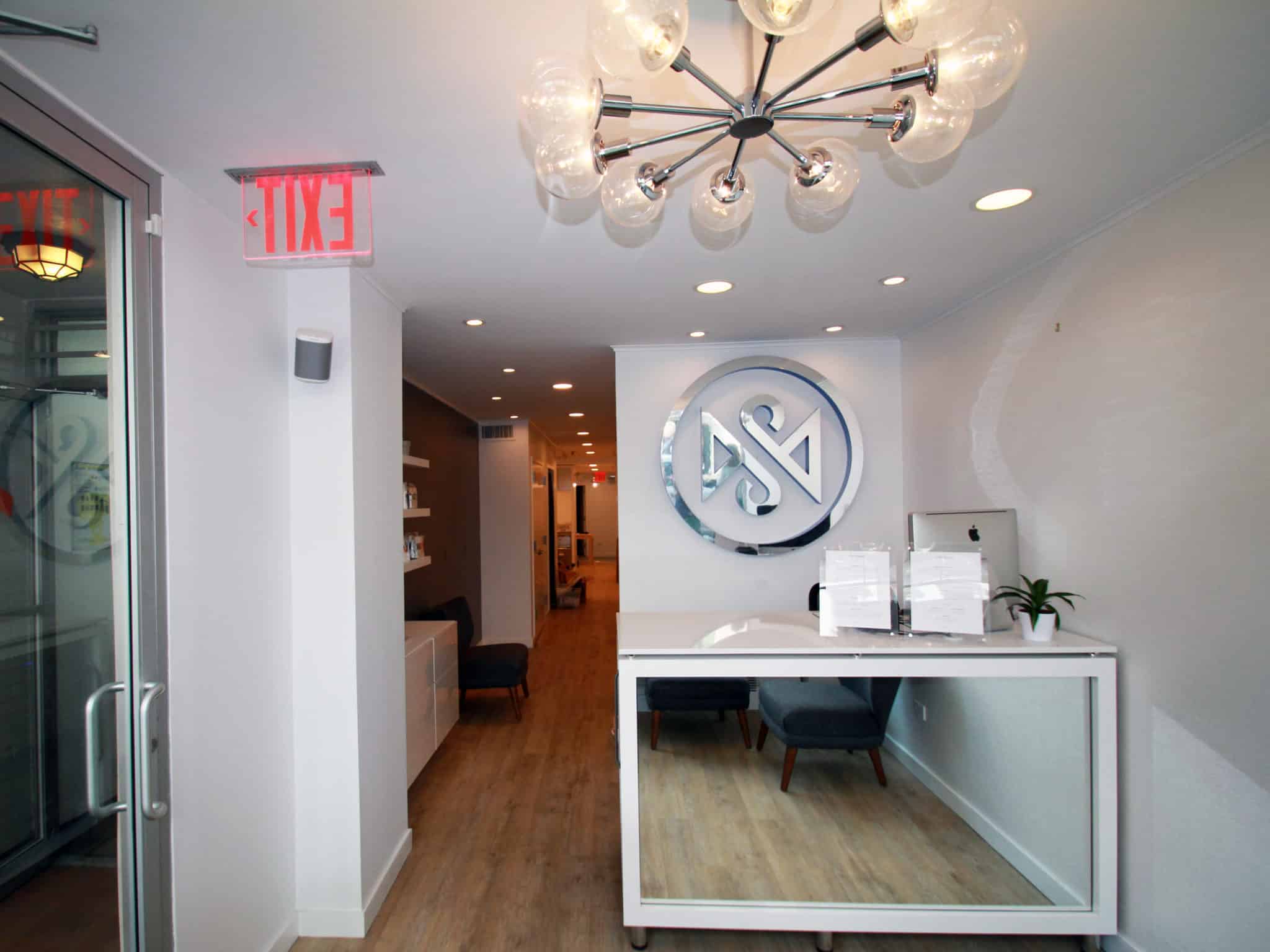 Welcome to the Silver Mirror Lifestyle!